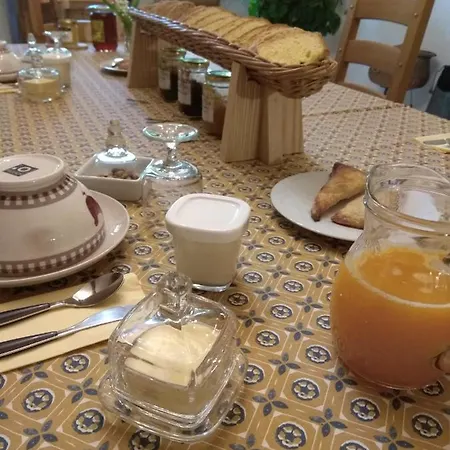 La Ferme Les Mamours Bed & Breakfast